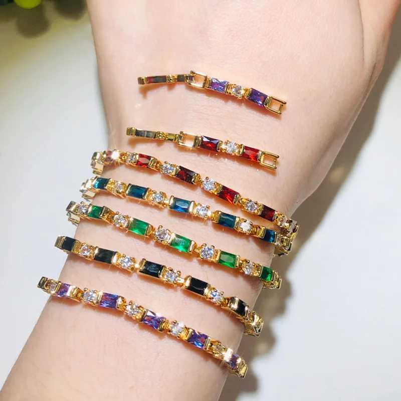 Pera Delicate Square Cut Red Cubic Zirconia Ladies Shiny Gold Color Thin Round Bangles Bracelets for Dinner Party Jewelry B162T251110