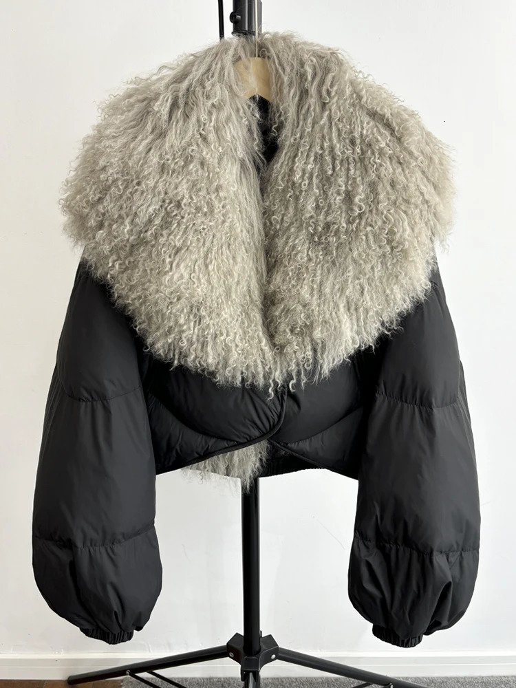 y Winter Natural Big Mongolian Sheep Fur Coat Women Short Feather Puffer Parka 90 White Duck Down Waterproof Jacket 251110