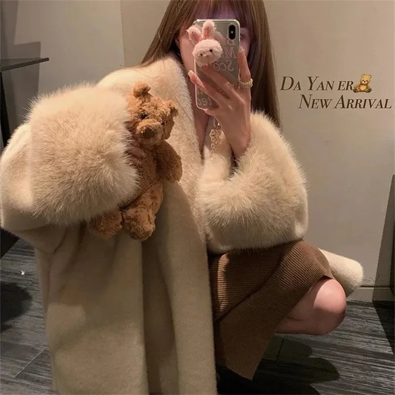 Autumn And Winter Environmentally Friendly Faux Mink Fur Coat Womens Socialite Style Loose Fit fashionable coat 251110