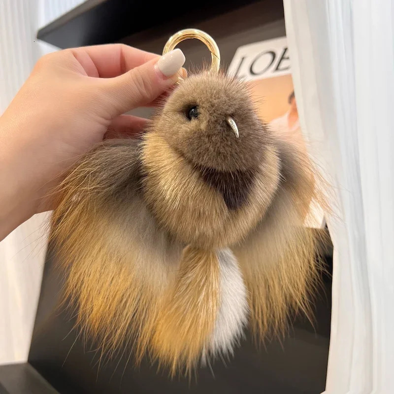 Hip hop mink keychain mens announcement bird pendant keybag key decoration leather toy Pom Trinket gift women 250409