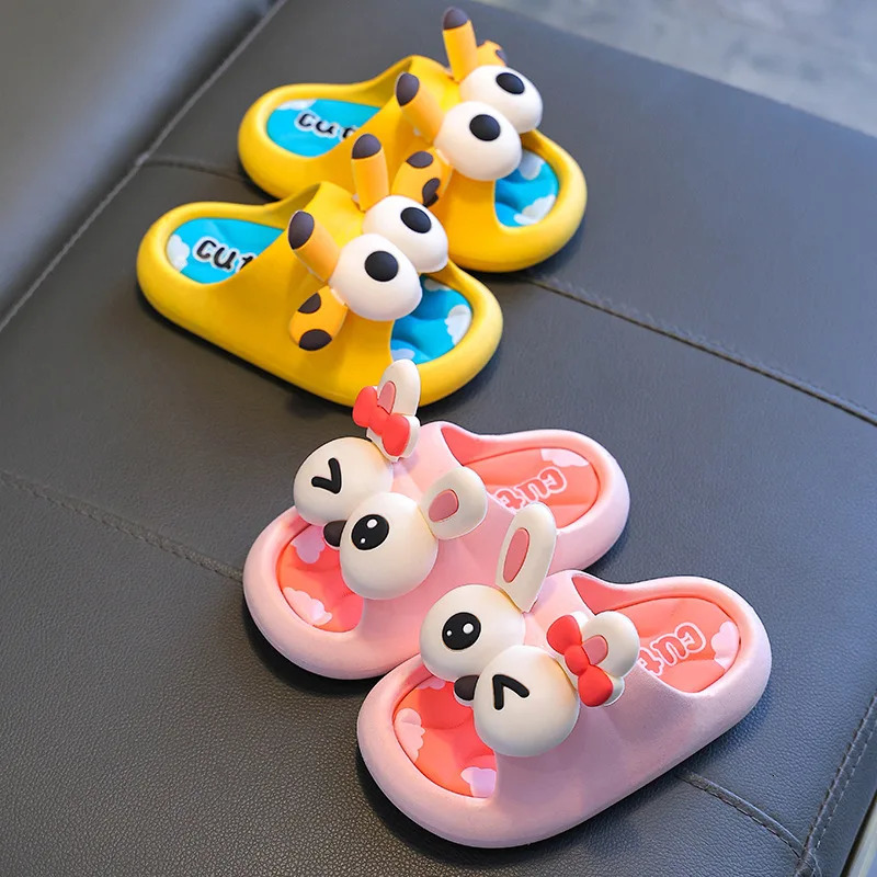 Childrens sandals slippers summer girls cute shoes fashionable non slip soft soles boys shoes bath baby slippers 250409