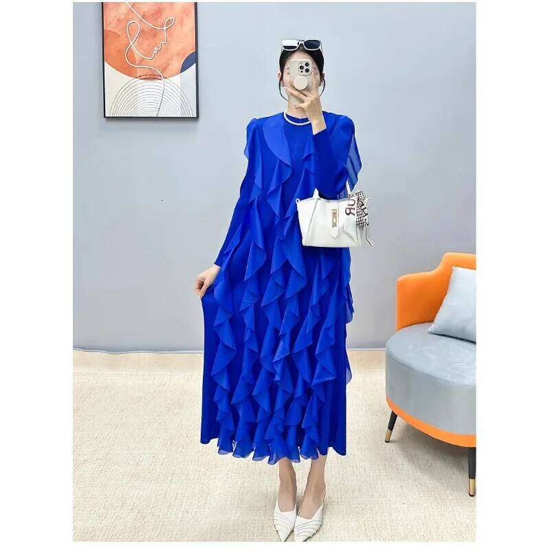 Miyake For Women's Fall 2024 New Design Sense Round Neck Solid Color Casual High End Pleated Long Dress