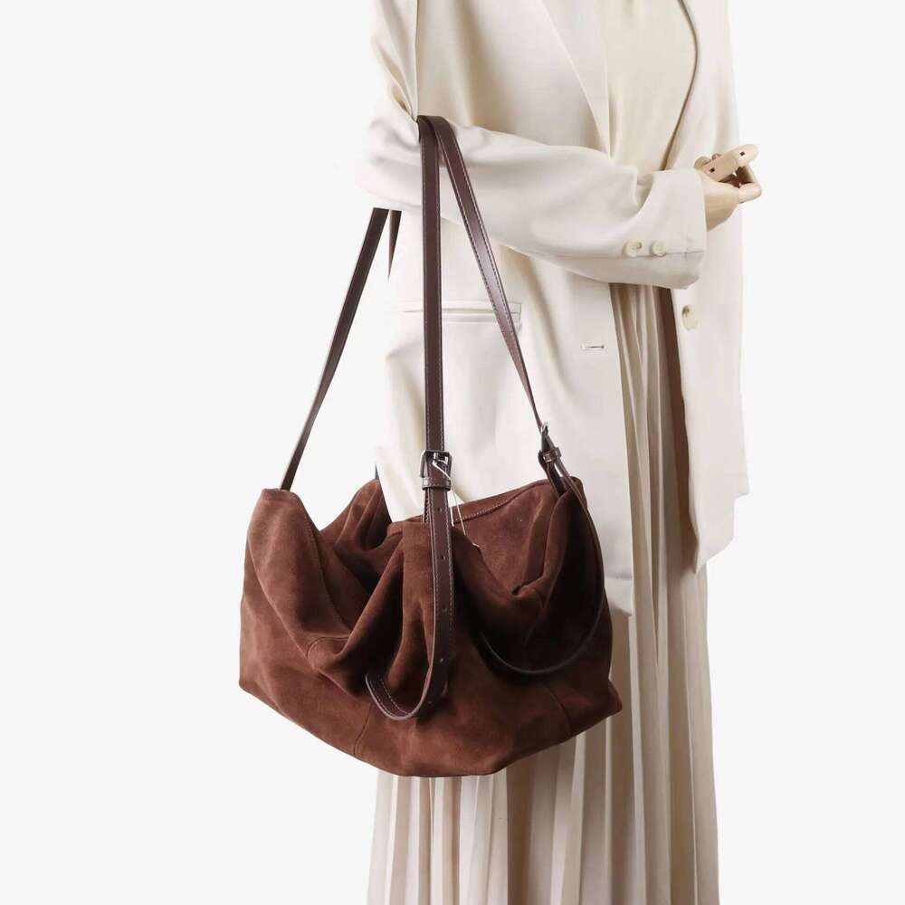 Suede Women's Tote Autumn And Winter New Niche Design Large Capacity Frosted Cowhide Vintage Slack Handbag Shoulder Bag 251110