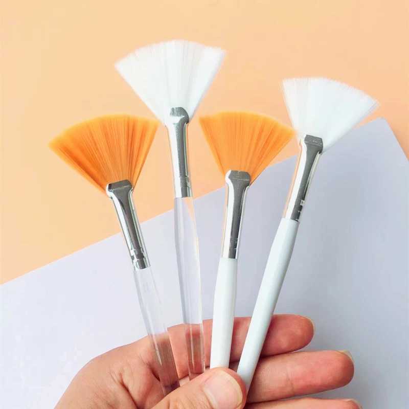 10/20/50pcs Fan Shape Foundation Makeup Brushes Multifunctional Facial Mask Brush Essential Oil Women Beauty Makeup Tools Brush L251110