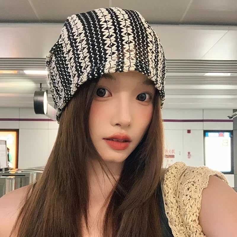 Hollow Knitted Beanies Hats For WomenMen Summer Crochet Striped Skullies Cap Outdoor Famela Cover Head Cold Caps Ear Hat BonnetXJ251110