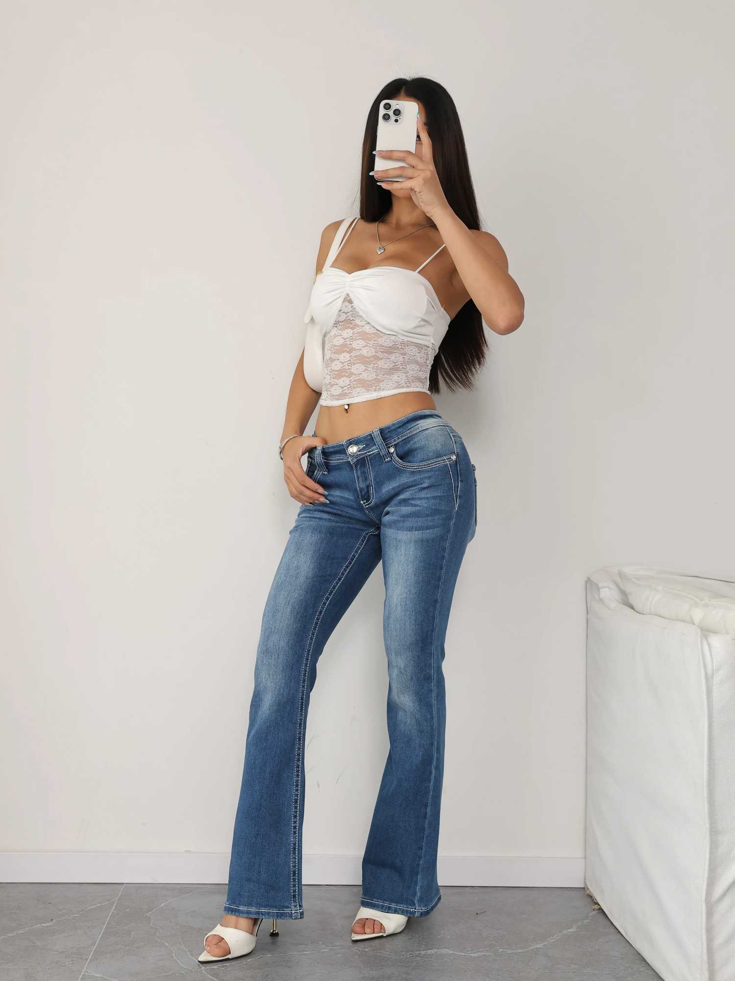 Light Wash Flared Jeans Women Y2K Retro Clothing Streetwear Slim Fit Denim Pants 90s Inspired Trousers Comfortable Casual Outfit C251110