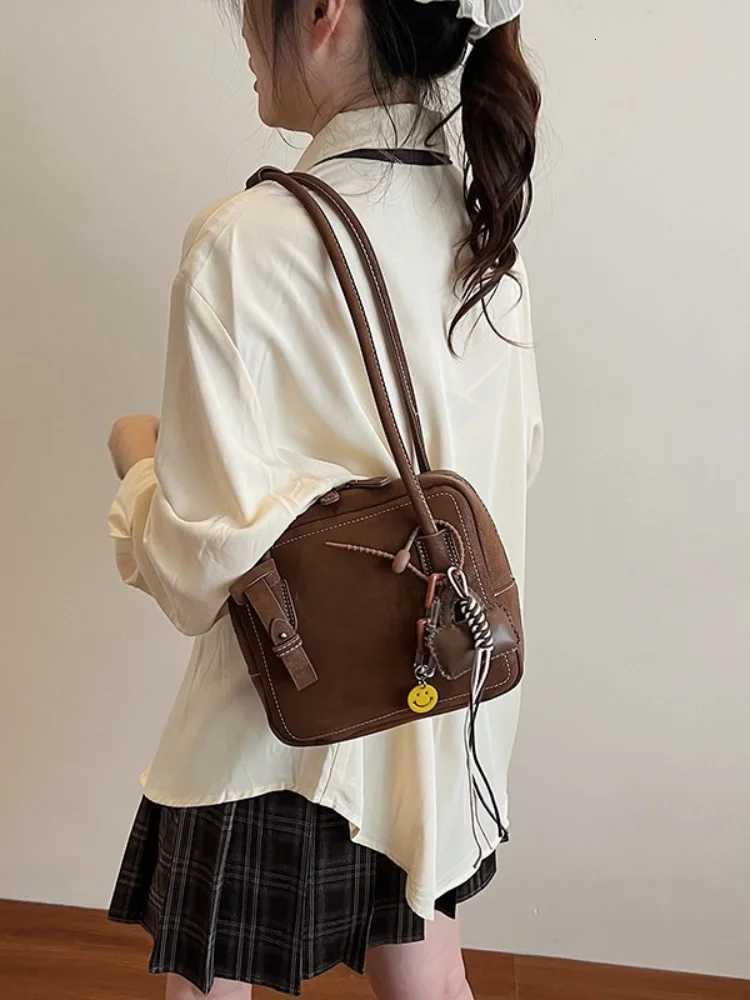 Ladys handbag vintage commuter bag Ladys versatile shoulder bag handbag underarm bowling bag K251110