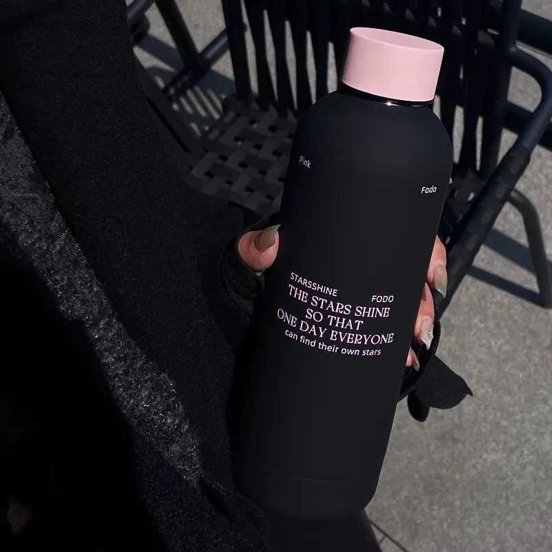 Fashionable cup Black Stainless Steel Insated Water Cup Large Capacity Portable Sports Outdoor Cup Couple Cup Winter Gift Y251110