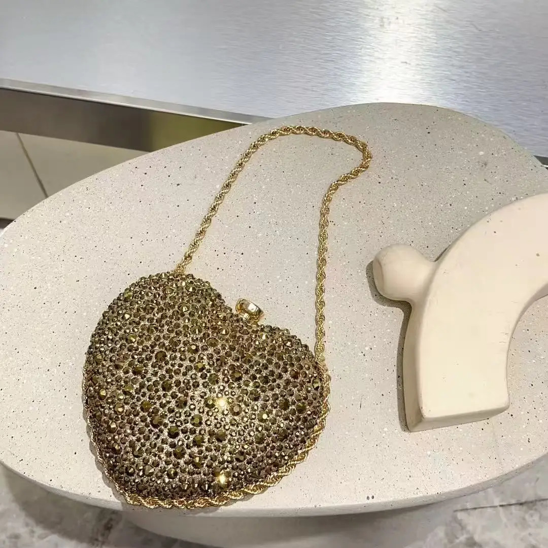 Glitter Shiny Heart-Shaped Clutch Purse Wedding Party Exquisite Mini Bag Women Handbag Luxury Diamond Evening Bag Shoulder Bag R251110