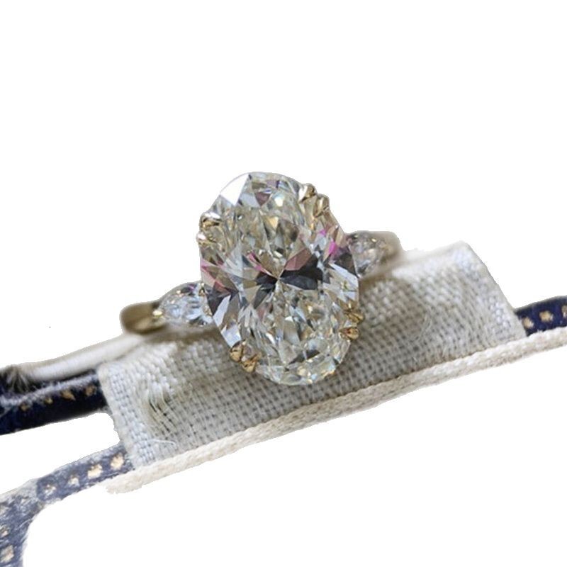 Fashion Ring Trade Cross-border Hot Selling Classic Fashion Pigeon Egg Ring With Diamond Inlaid Closed Fashion Designer Ring Suitable For Women With D