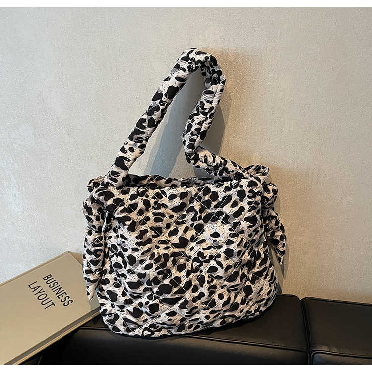 Fashion Quilted Leopard Print Bag Women's Bag New Autumn Winter Large Capacity Crossbody Bag Commuter Shoulder Underarm Tote Bag