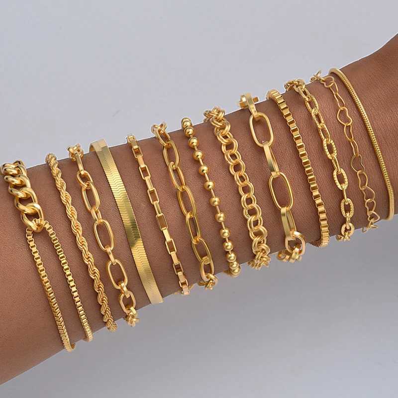 13pcs Boho Chic Minimalist Retro Hip Hop Stackable Bracelets Set For Women Gold Color Texture Multilayer Bracelet Daily JewelryT251110