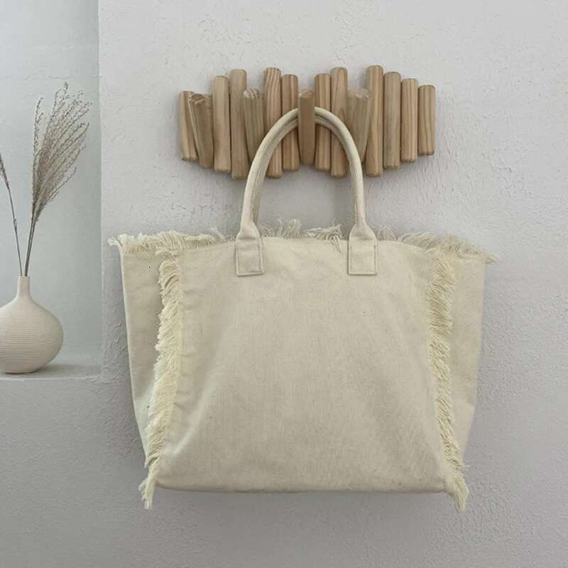 Canvas Tote Bag Large Capacity Designer Handbags For Women 2023 New Fashion Purse Tassel Simple Shopping Shoulder Bags
