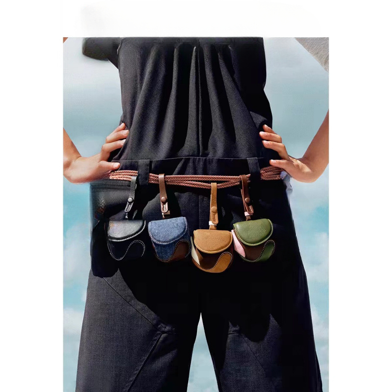 Winter New Popular Fashion Designer Bag Trendy Lychee Pattern Leather Splicing Luxury Handbag New Solid Color Women's Single Shoulder Crossbody B