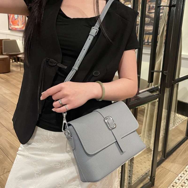 Women's Genuine Leather Crossbody Bag Commuting Versatile Handbag, Fashionable First Layer Cowhide Small Shoulder Purse