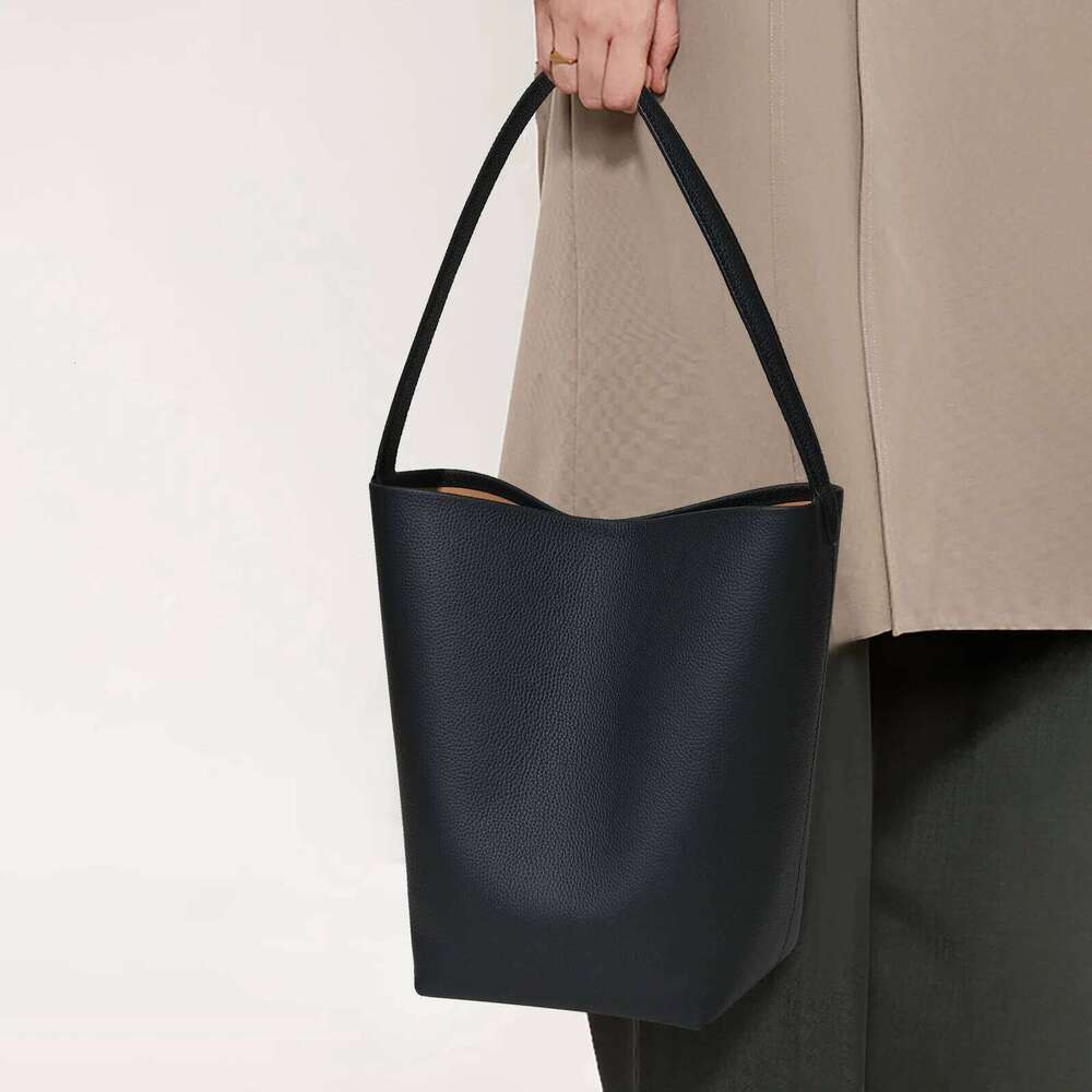 Mendy Bucket Tote Large Women Minimalist Big Cowskin Shoulder Shopper Bag High Quality Cowhide Leather Handbag Designer