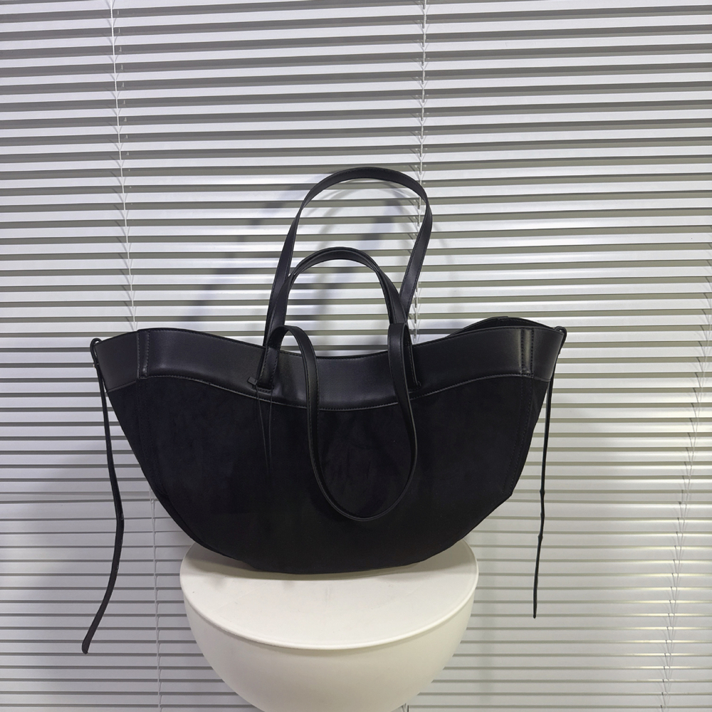 New Dumpling Bun Winter Luxury Handbag Suede Leather Designer Bag Large Capacity Versatile Commuter Bag Elegant Retro Style Women's Shoulder Bag