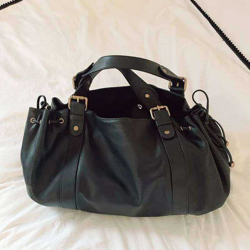 Korean Casual Bags For Women Luxury Designer Handbag And Purses 2025 New In PU Rivet Top Handle Large Capacity Underarm Shoulder