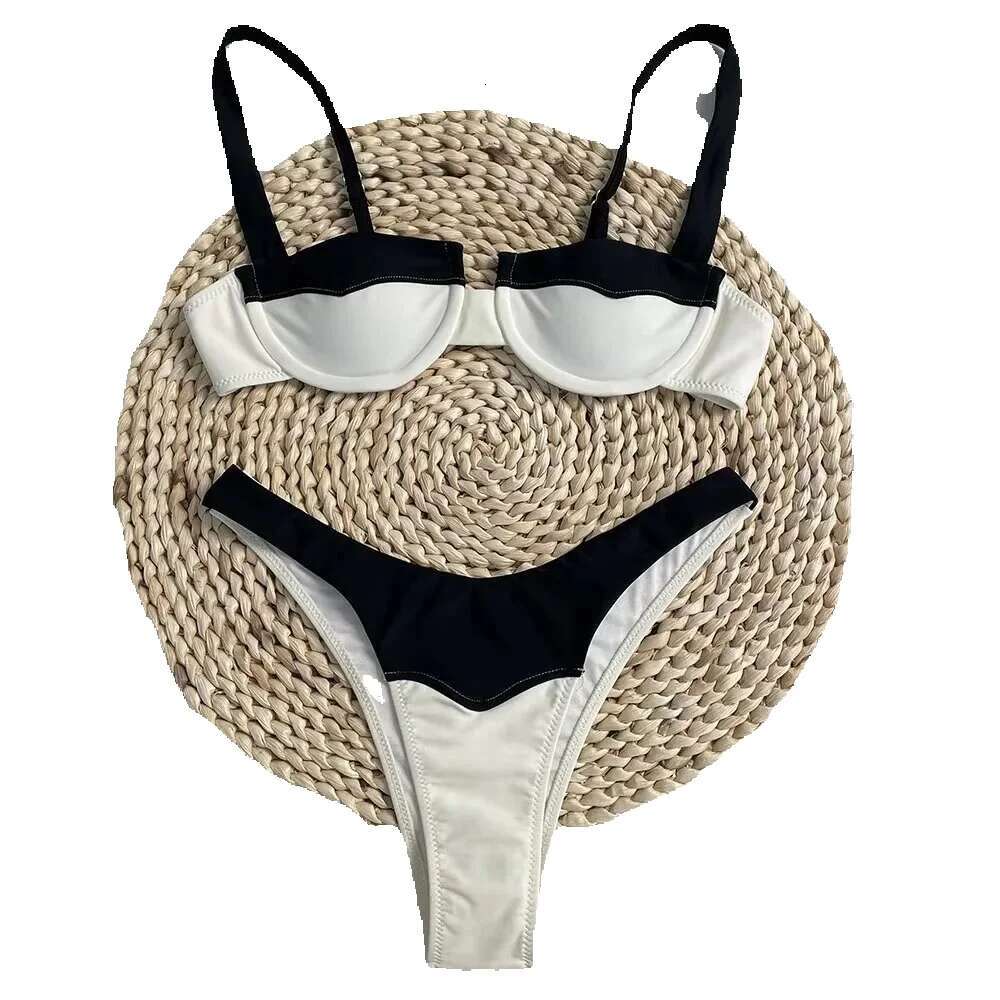 Serenechic 2025 New Tight Beach Travel Black and White Splicing Sexy Bikini Set Swimsuit Women's Summer