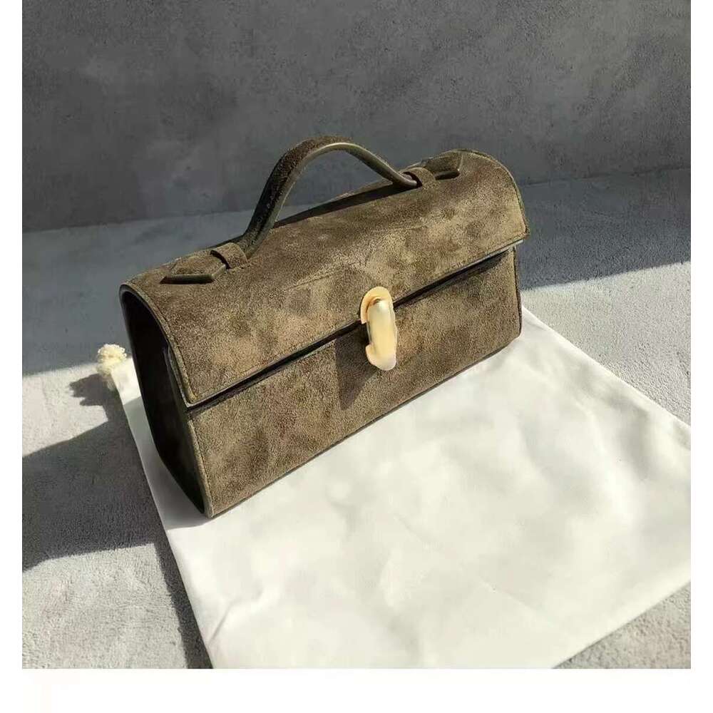 Symmetry 26 Ladies Suede Solid Color Simple One Shoulder Messenger Handbag Small Square Bag