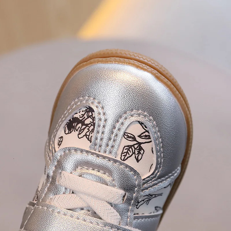 Autumn Graffiti Baby Shoes Unisex Boys Girls Soft NonSlip Sole Infant Casual Baby Walking Shoes 251103