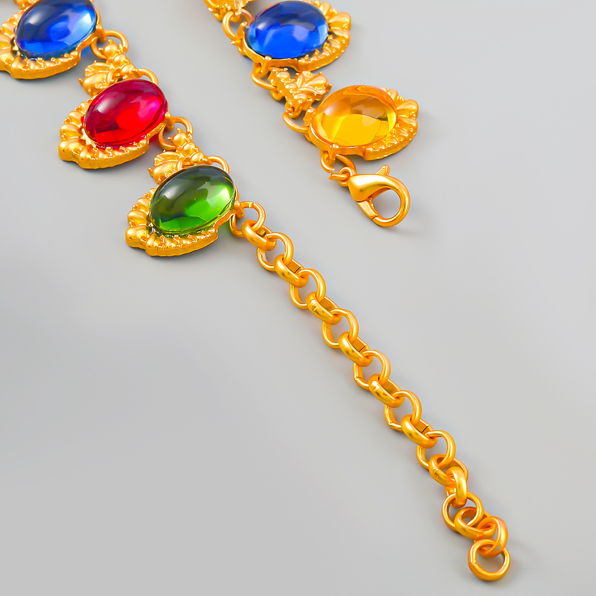 Fashionable Retro Colorful Oval Resin Necklace Charming Womens Bohemian Hip Hop Accessories Sweater Chain