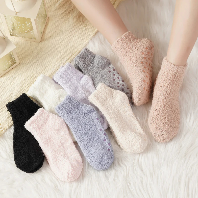 Women Winter Thicken Thermal Socks Cold Protection Coral Fleece Socks Solid Color Sleep Warm Socks Cute Home Floor Socks 251106