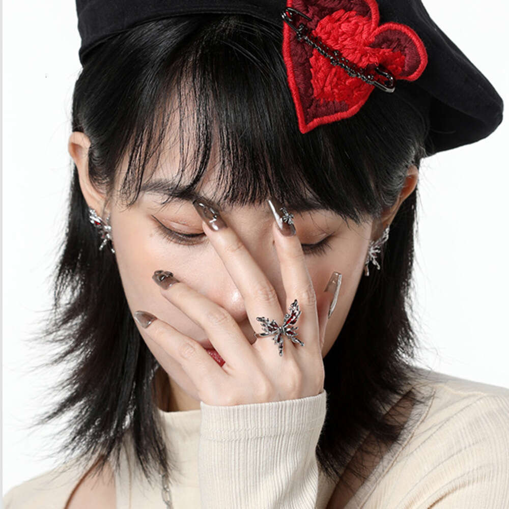 Sophisticated Sweet Cool Styles: Exclusive Female Necklace Collection Featuring Intricate Butterfly Motifs