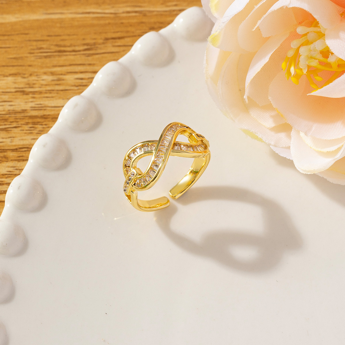 Korean Designer Ring Pig Nose Ring Minimalist Style Double Layer Open Ring For Women Unique Design Best Friend Index Fashion Ring Finger Ring 2024 New