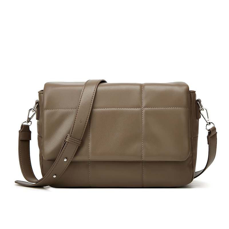 2025 Fashionable women's bag manufacturer direct sales embroidered thread shoulder crossbody bag cloud bag