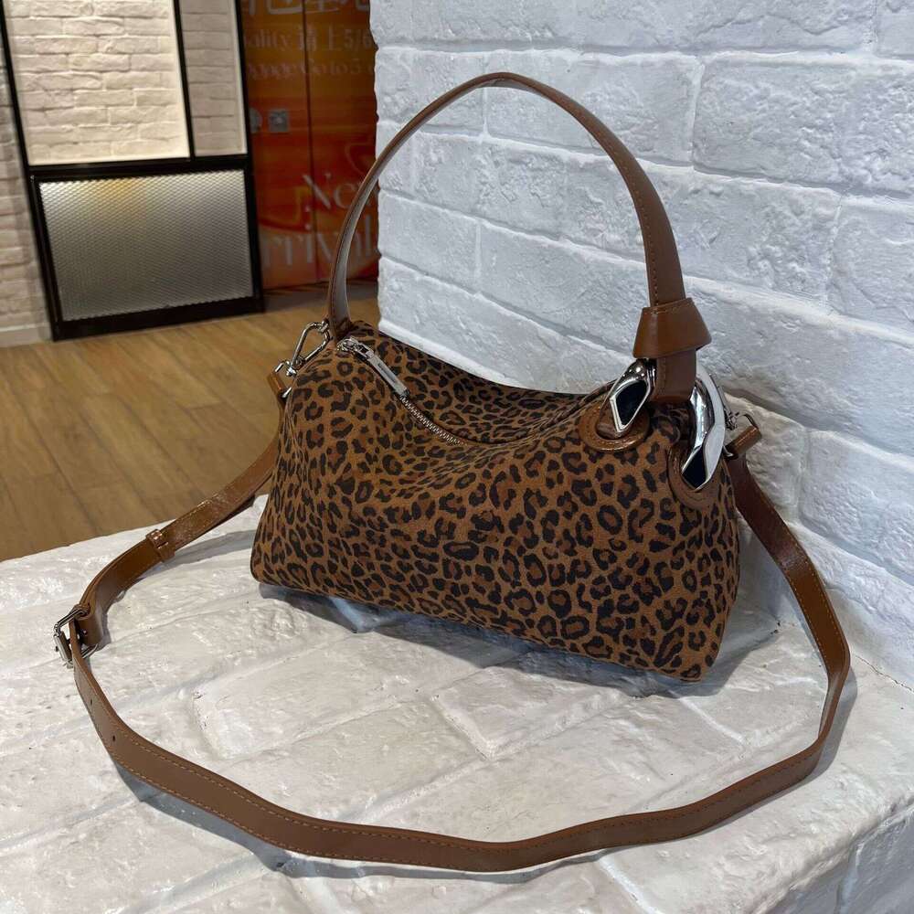 Luxury Bags Designer Autumn & Winter New Frosted Cowhide Tote Underarm Women's High End Large Capacity Commuter One Shoulder Cross Body Bag