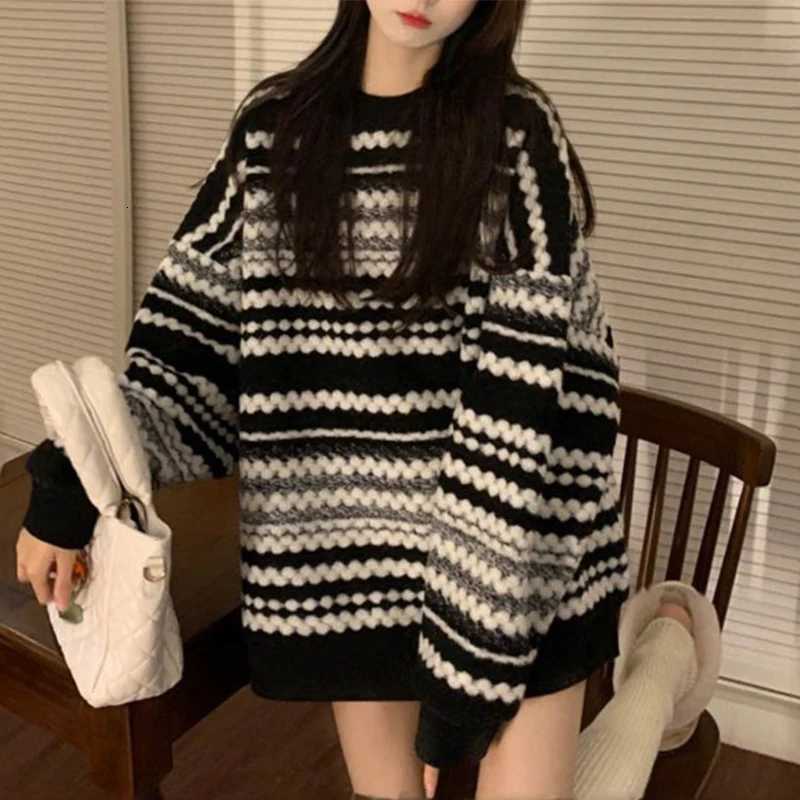Fashion Harajuku Striped Knitted Sweater for Women Y2K Vintage Loose O-Neck Pullover Autumn Winter Casual Streetwear Long Sleeve Jumpers Y251110