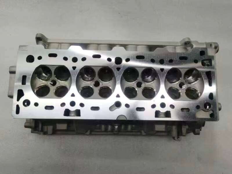 High Quality F16D4 Cylinder Head for Chevrolet Cruze Aveo Spark Daewoo Matiz Damas Tico 55559340 55571689 55565192 1.6L 16V