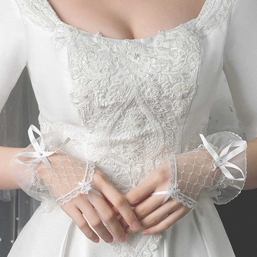 New Arrival Lace gloves Ivory Black Sexy Bride wedding accessories mariage Evening dress white gloves L251110