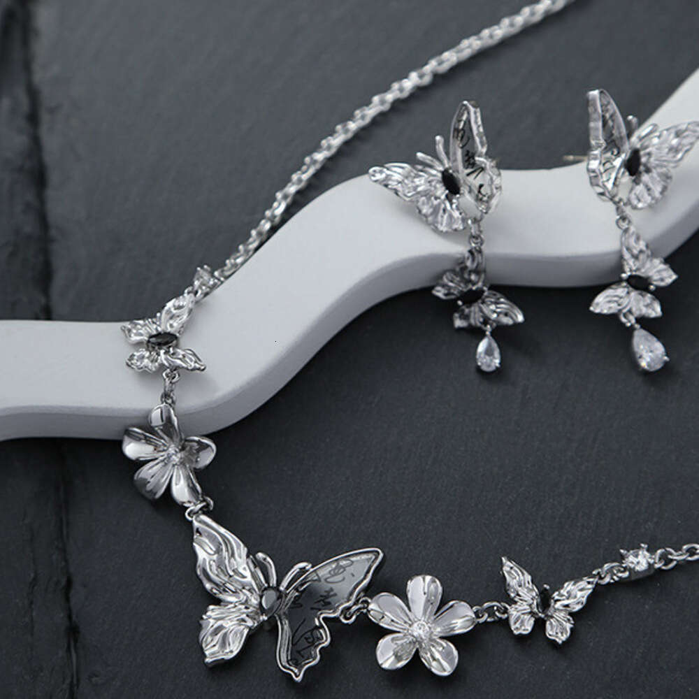 Ancient Style Calligraphy Butterfly Necklace for Women, Zircon, Non-Fading, Light Luxury, Versatile Sweater Chain, Exquisite Wholesale Jewelry Trend