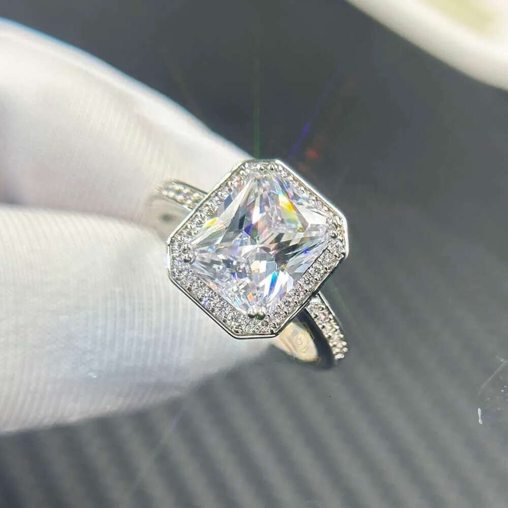 Custom 18k solid gold jewelry men vvs solitaire 3ct rectangular cut moissanite engagement ring