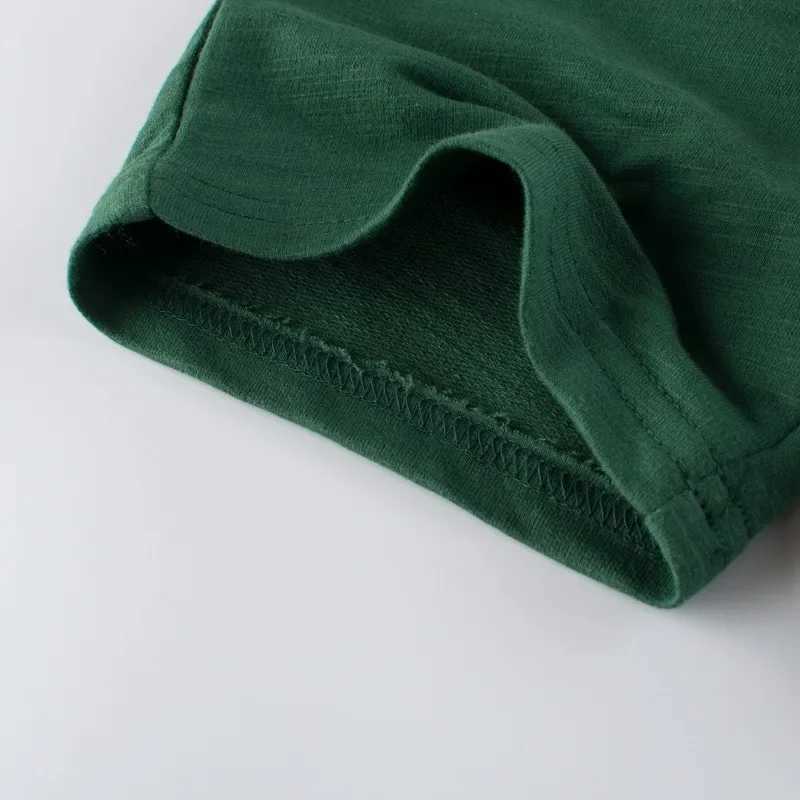 New solid color sports shorts for summer 2025 suitable for childrens clothing elastic waist shorts and cotton childrens clothing Z250410