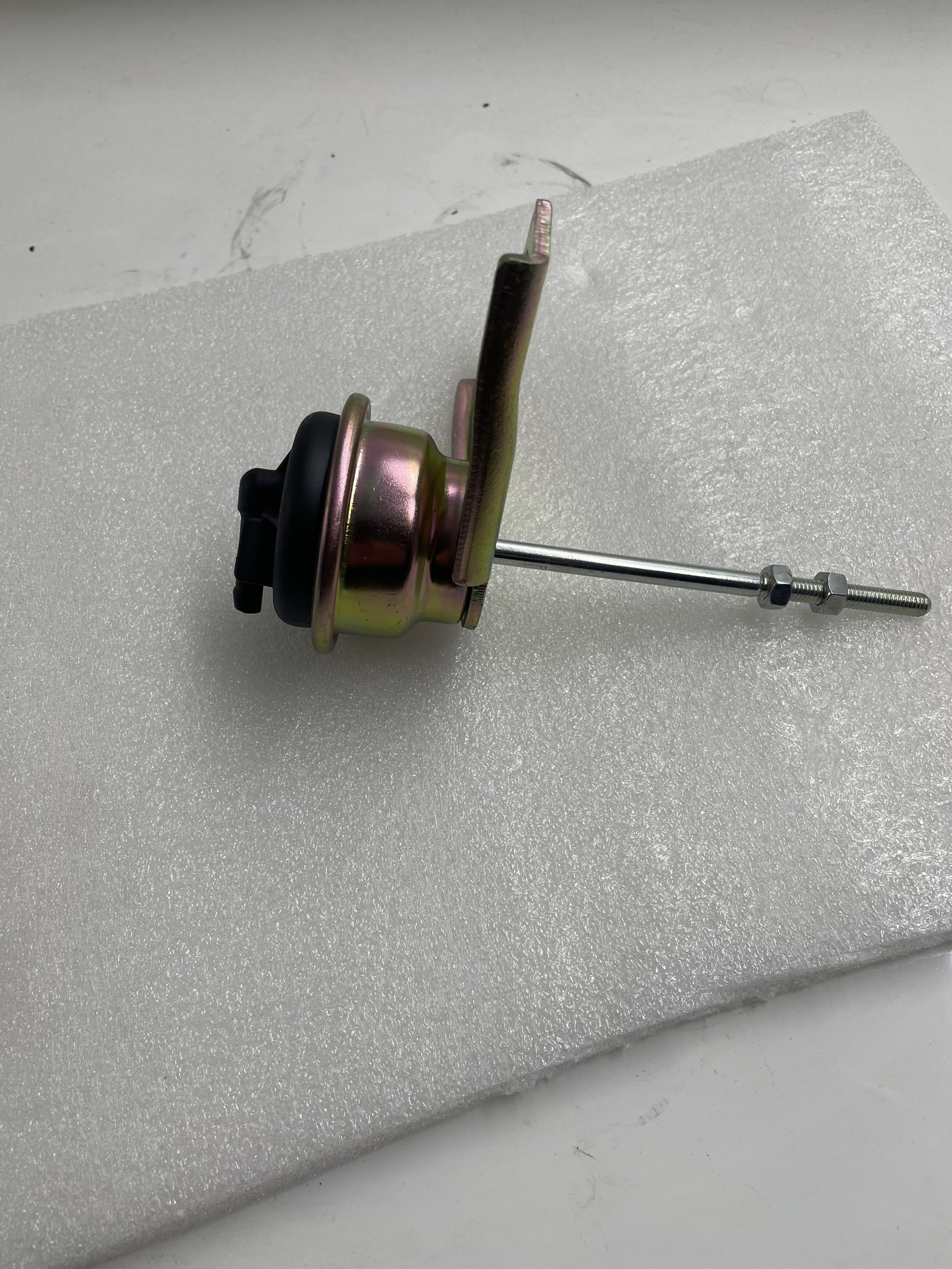 Turbo Wastegate Actuator for K03 Turbochargers . Part No . : 53039700055 , 4432306 ,7701473757 14411-00QAD