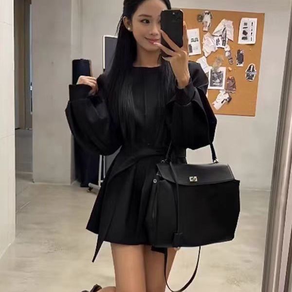 Korean Clothing Hepburn Style Round Neck Thin Long Sleeve Trench Coat for Women Autumn Small Size Spring 241029