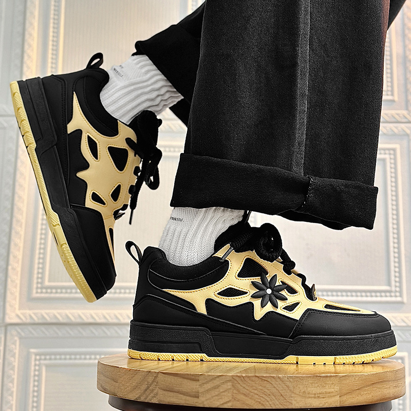 New men's shoes Fashion shoes bread shoes men's casual shoes travel shoes sports shoes 2025