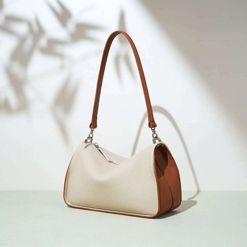 New Genuine Shoulder Small Crossbody Toast Bag Women Versatile Stylish Top Grain Leather Purse For Commute St251110