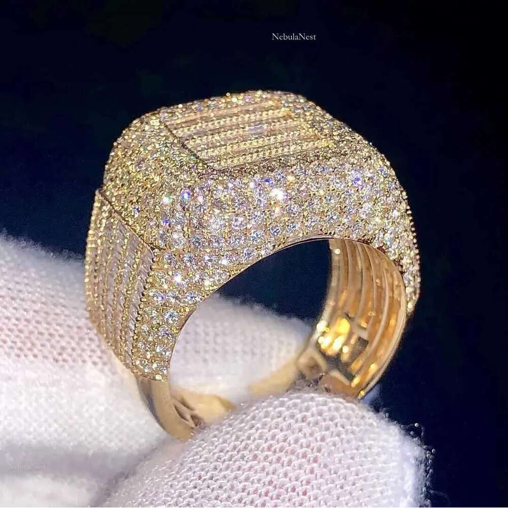 VVS Moissanite Champion Custom Hip Hop RingAAA Gems Mens Iced Out Baguette Dia Engagement Sier
