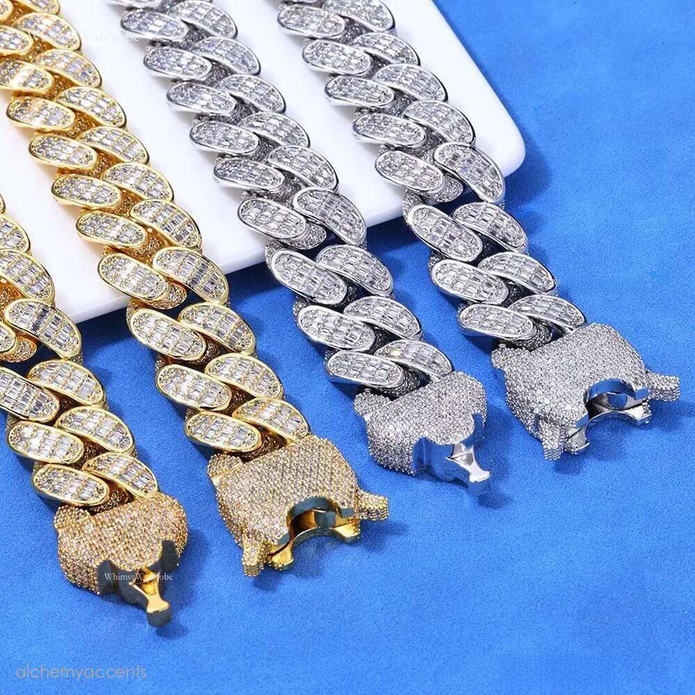 Personalized Hip Hop Cubic Zirconia Necklace Featuring VVS Grade Moissanite Stones & 18mm Cuban k Chain