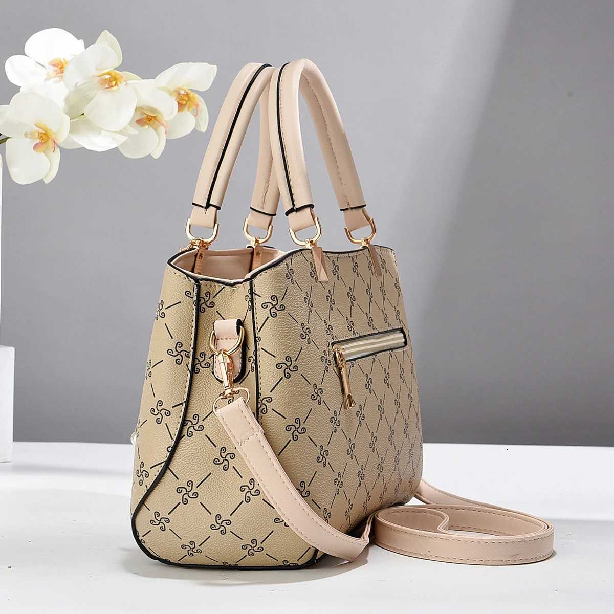 Elegant Print Tote Bag For Women PU Leather Shoulder And Crossbody Bag K251110