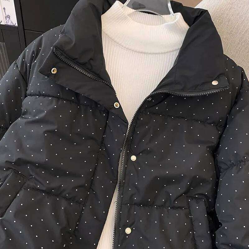 New Down Padded Jacket Women Winter Parkas Fashion Thick Warm Short Cotton Clothes Bread Coat Female Loose Outerwear T801