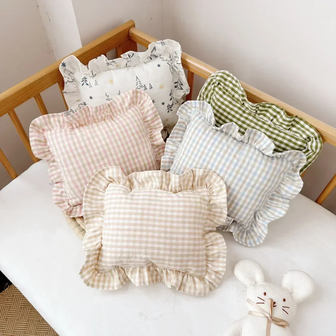 Nordic Style Cotton Baby Small Pillow 28x34cm with Ruffles Muslin Kids Cushion Baby born Bedding Pillows Cushions Room 251104