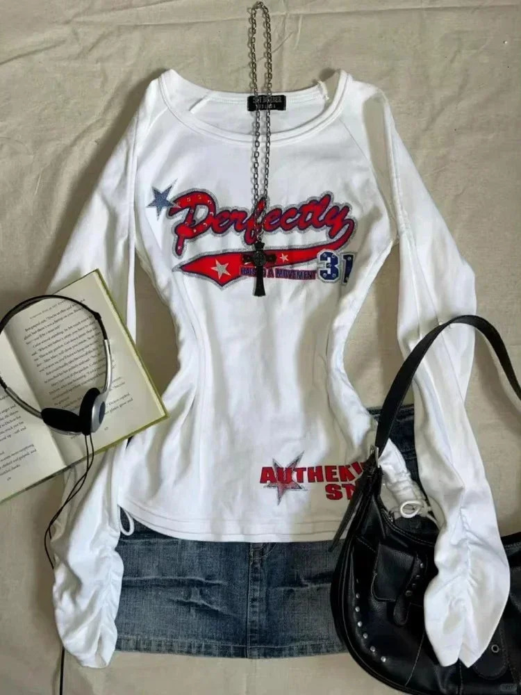 HOUZHOU Vintage Y2k Women T-shirts White Grunge Graphic Long Sleeve T-shirts Harajuku 2000s Aesthetic Streetwear American Retro 250409