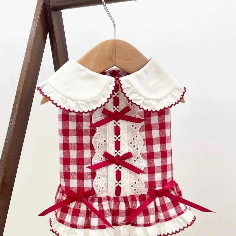 Fashion Puppy Plaid Clothes Pet Suspender Skirt Grid Traction Buckle Two Leg Dress Clothes Breathable Cat Dog Princess Dresses J251110