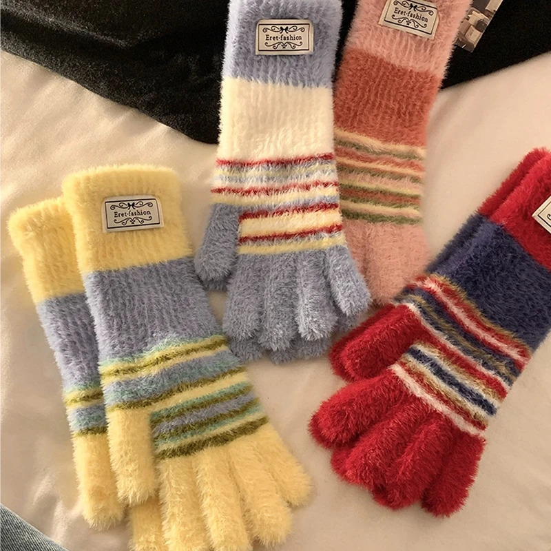 Korean Style Colorful Striped Girls Gloves Winter Warm Knitted Plush Women Gloves Outdoor Five-fingered Gloves Can Touch Screen 251106