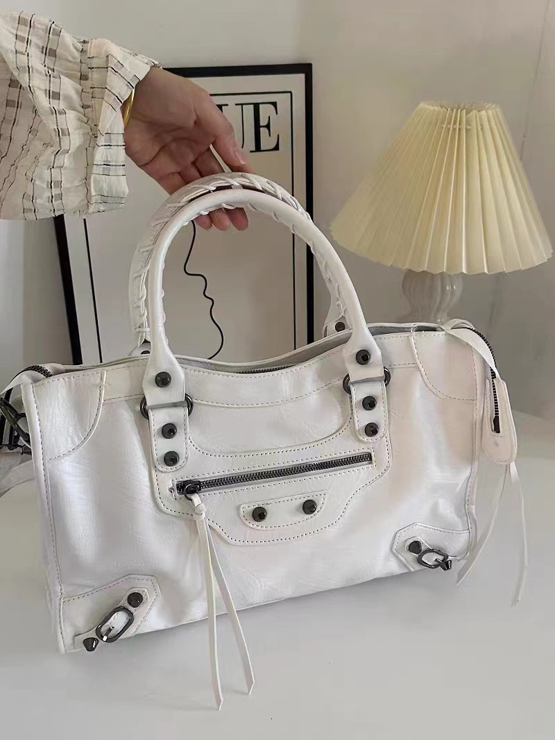 Mage Elegant Style Riveted Motorcycle Bag High Quality Texture fashion Spicy Girl Designer Bag Trendy Luxury Handbag Large Capacity Women s Shoulder B